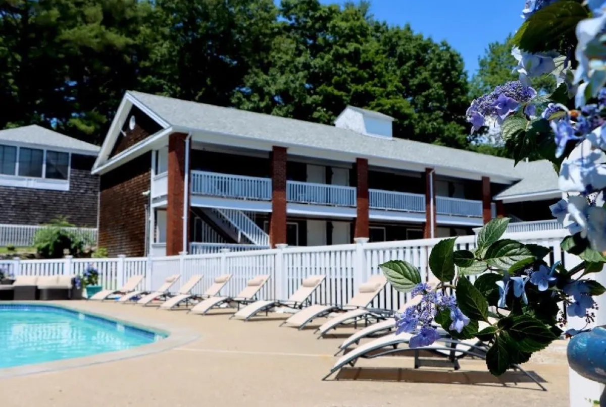SB Sea View Motel