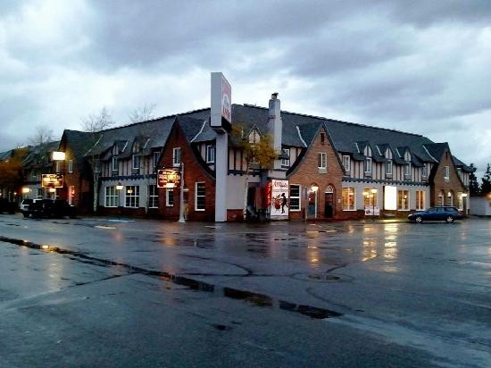 Stage Coach Inn