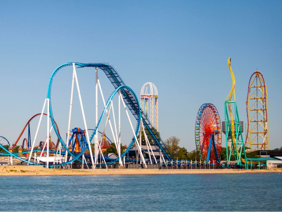 Cedar Point a Six Flags Park