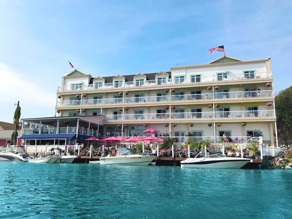 Chippewa Hotel Waterfront and Pink Pony Restaurant