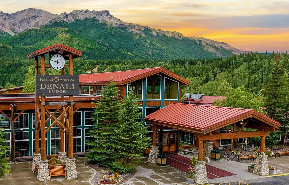 HAP Holland America Denali Lodge